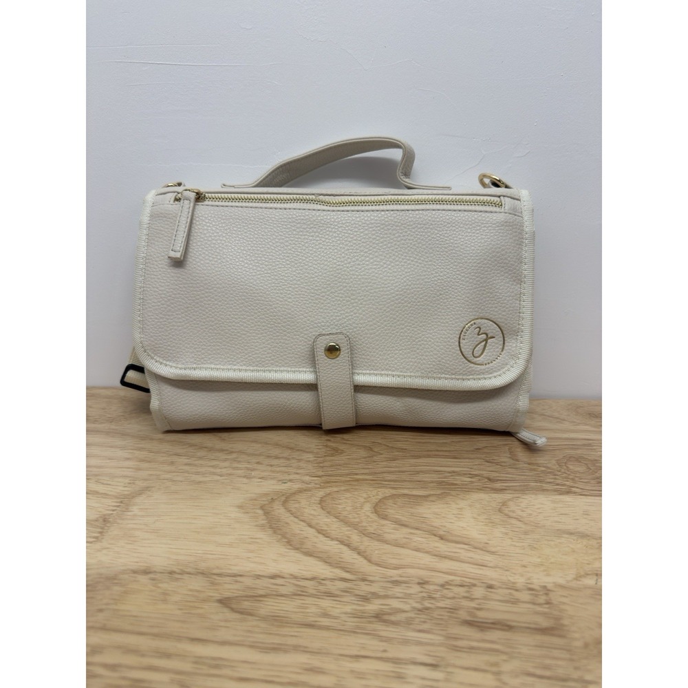 Zaveena Portable Diaper‎ Changing Pad Ivory Pockets Wristlet #52